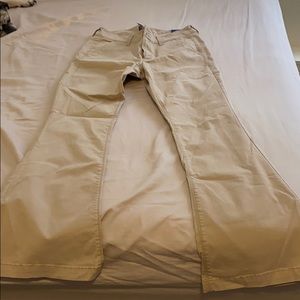 American eagle khaki pants